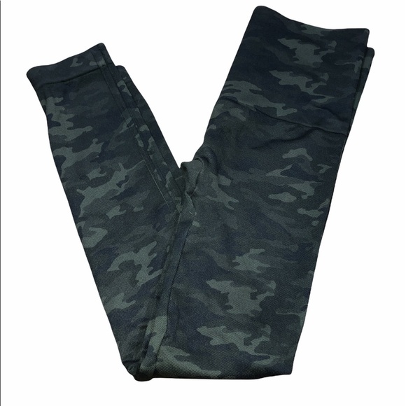 Spanx size medium green camo high waisted leggings - Picture 6 of 9